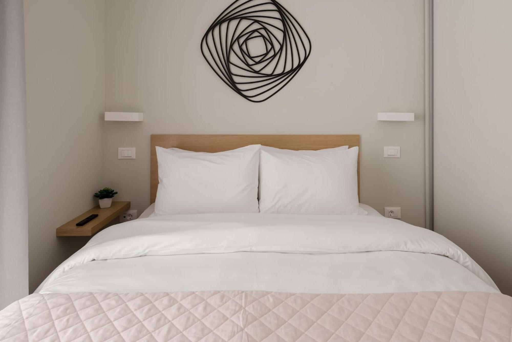 Urban Apt With Stunning Acropolis View & Roofdeck أثينا المظهر الخارجي الصورة